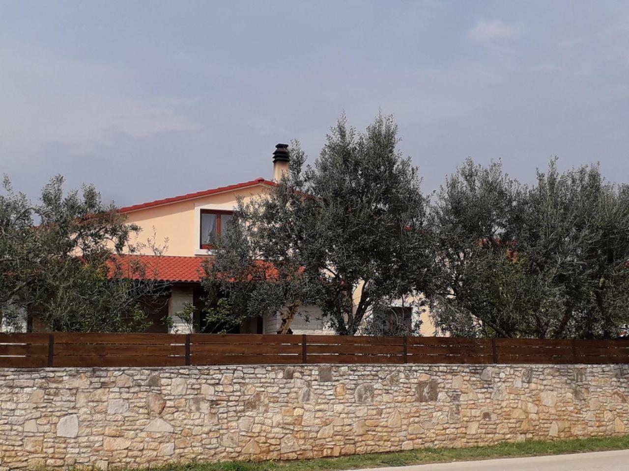 Ulika Apartment